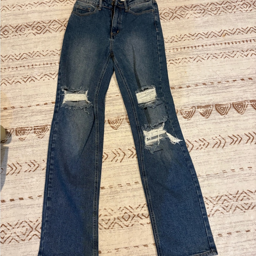 Classic Blue Distressed Women's Straight Leg Jeans size 3. DOGMA